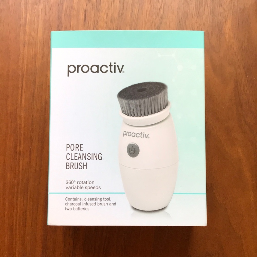 Proactiv Charcoal Pore Cleansing Brush - NIB